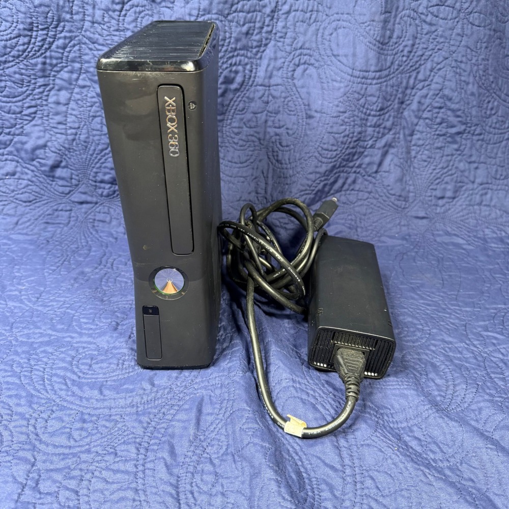 Microsoft Xbox 360 S Console Model 1439  Black with Power Supply Parts Or Repar